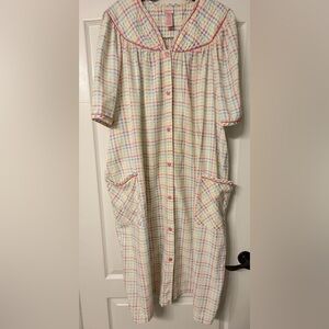 Secrets Treasures 3X Pastel Plaid Seersucker House Dress Button Front Pockets